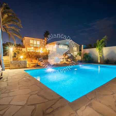 Casa Hella